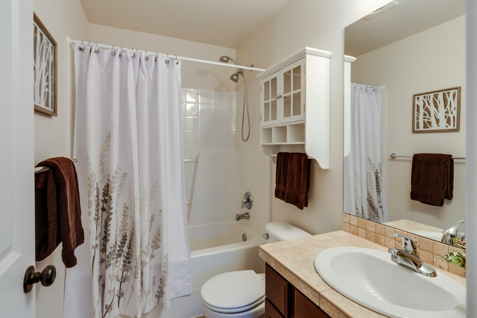 Accessibility and Safety Upgrades for NYC Bathroom Remodels