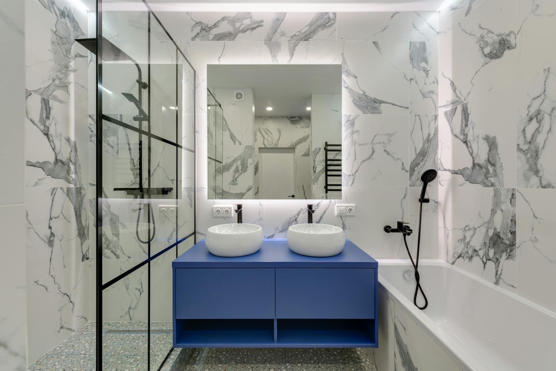 Choosing the Right Fixtures for Your NYC Bathroom Remodel